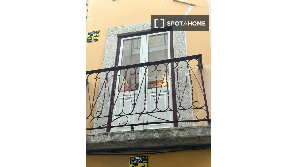 Apartment mono Lisbon, 40m² — photo 10