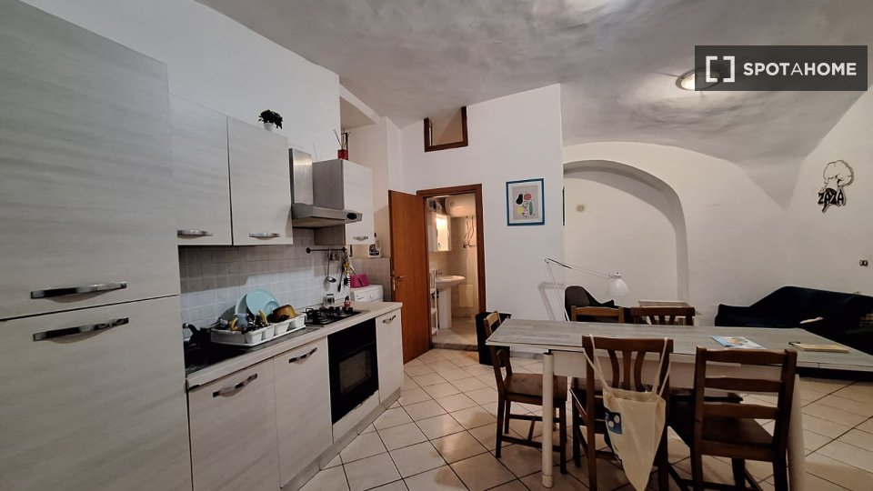 Double room Naples, 5 beds — photo 5