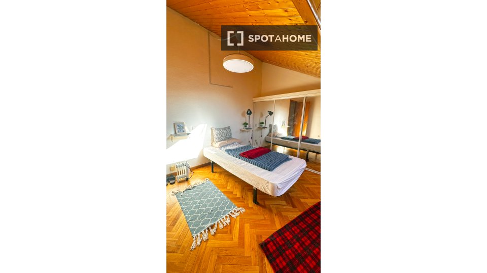 Double room Madrid, 2 beds, 112m² — photo 5