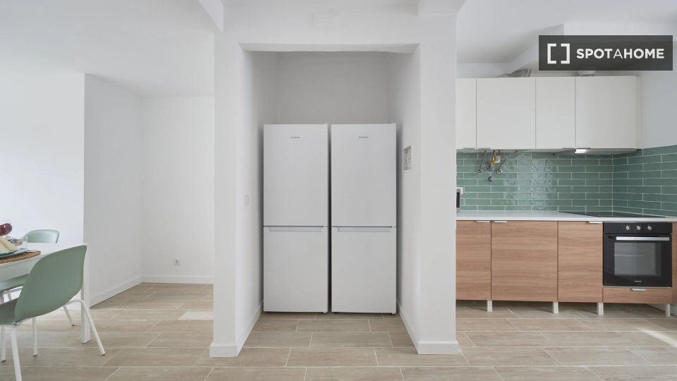 Double room Lisbon, 11 beds — photo 18