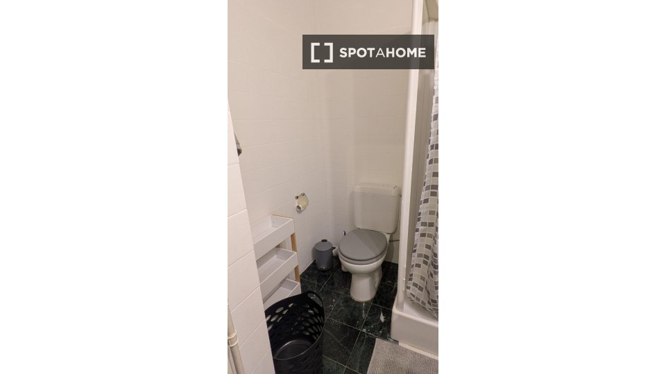Appartamento con 1 camera da letto in affitto a Churchill, Bruxelles