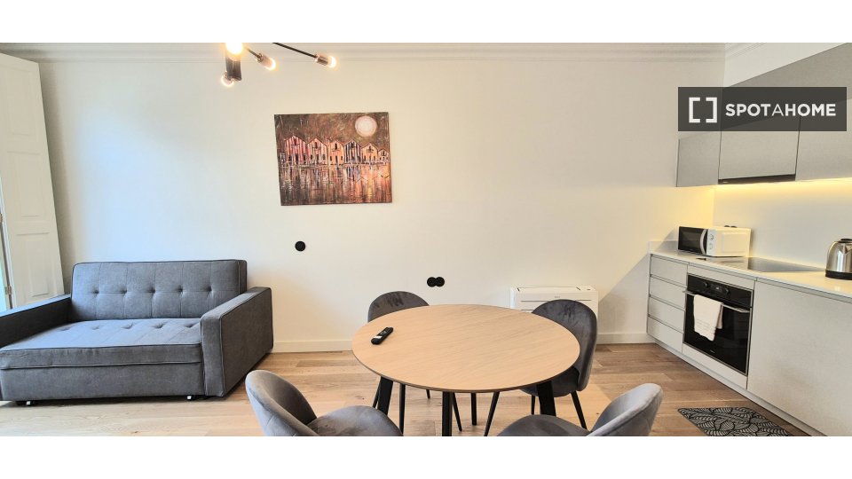 Apartment mono Porto, 48m² — photo 2