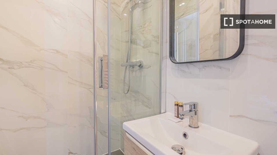 Apartment mono Paris, 17m² — photo 3
