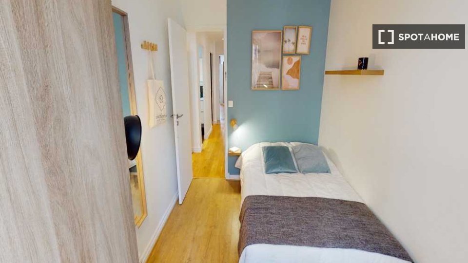 Double room Paris, 4 beds, 70m² — photo 9