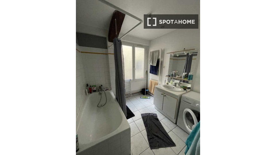 Camera doppia Lione, 4 camere, 90m² — foto 5