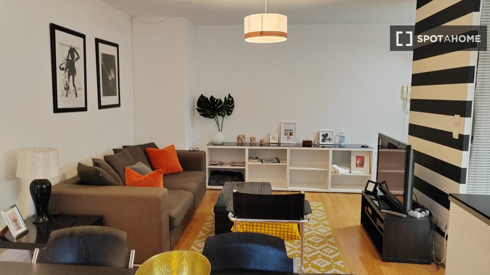 Apartment Lyon, 2 beds, 65m² — photo 1
