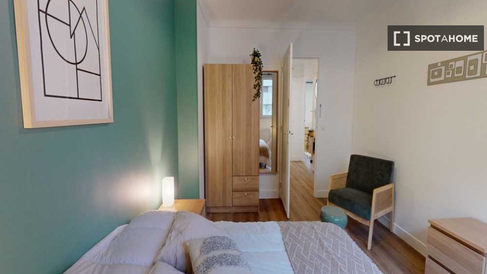 Double room Paris, 5 beds, 110m² — photo 10