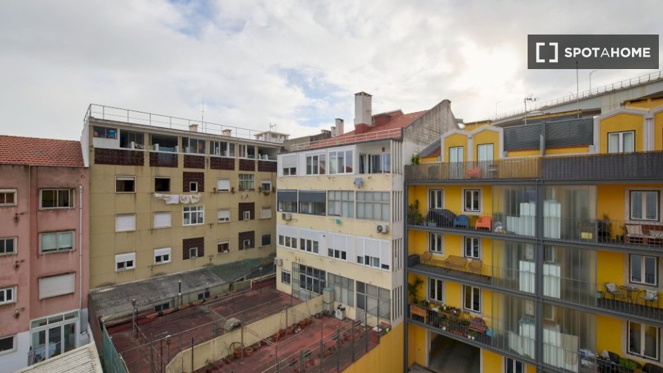 Double room Lisbon, 7 beds — photo 14
