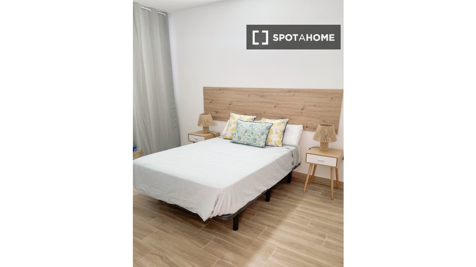 Apartment Santa_Cruz_De_Tenerife, 4 beds, 120m² — photo 13