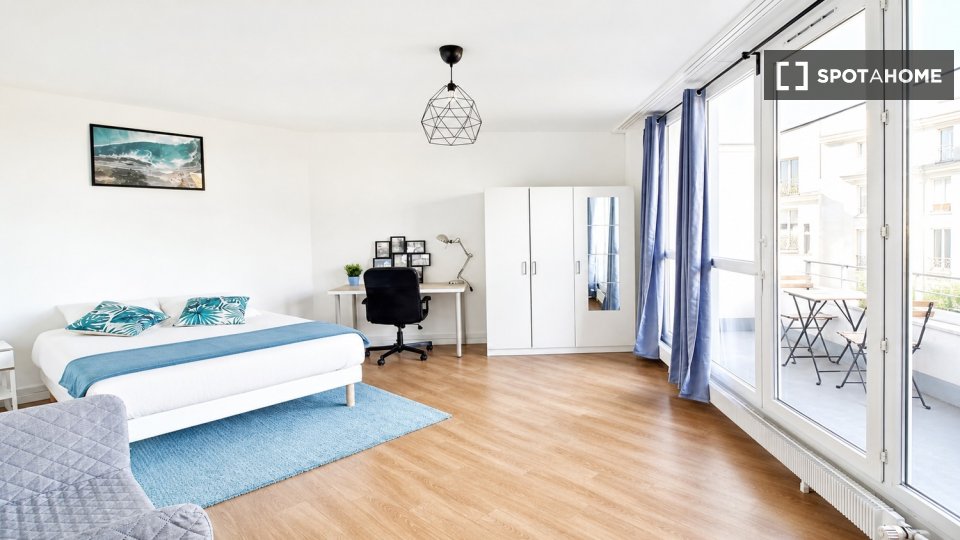 Chambre double Paris, 4 chambres — photo 25