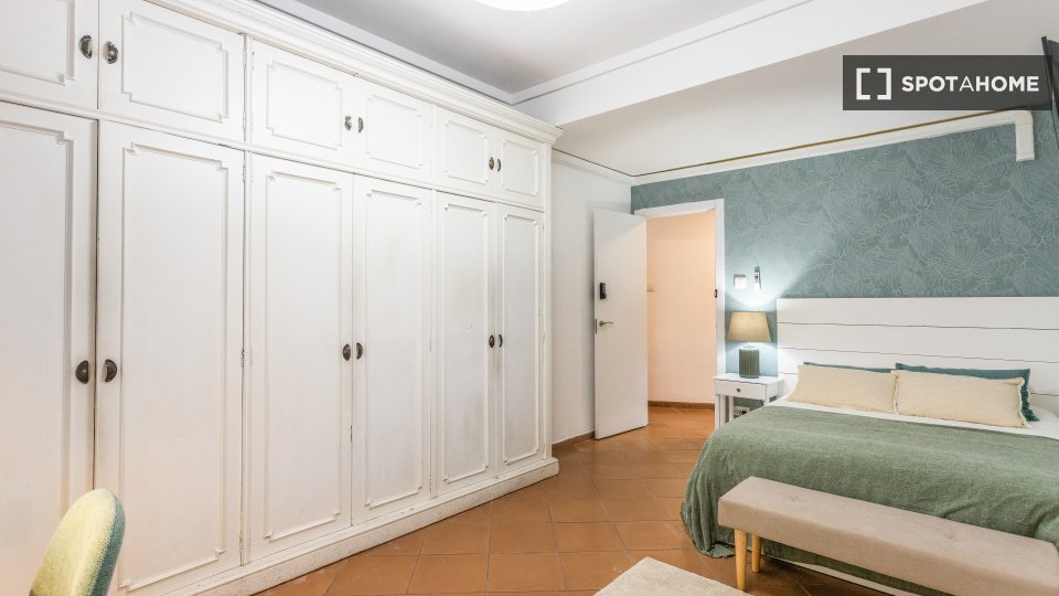 Double room Alicante, 8 beds, 200m² — photo 10