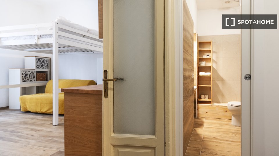 Apartment Milan, 1 bed — photo 15