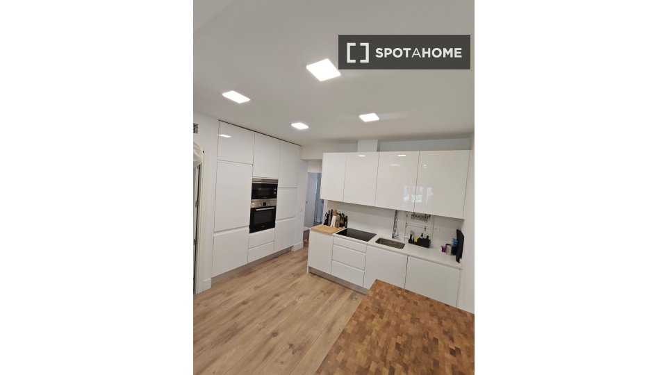 Apartment Madrid, 2 beds, 87m² — photo 15