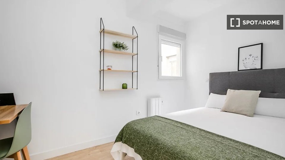 Double room Madrid, 11 beds — photo 19
