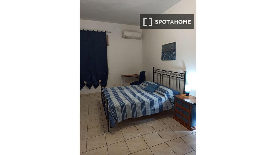 Double room Rome, 16 beds, 200m² — photo 35