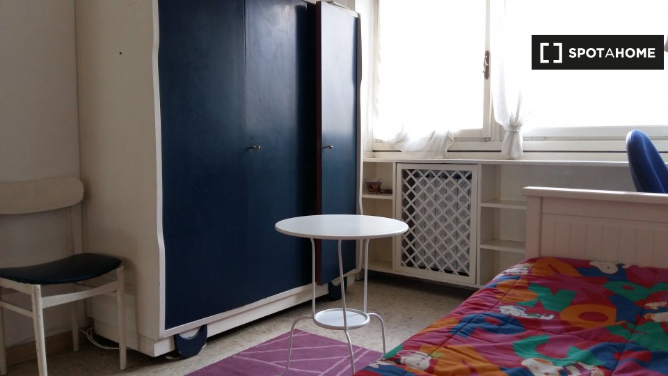 Double room Rome, 3 beds, 90m² — photo 5