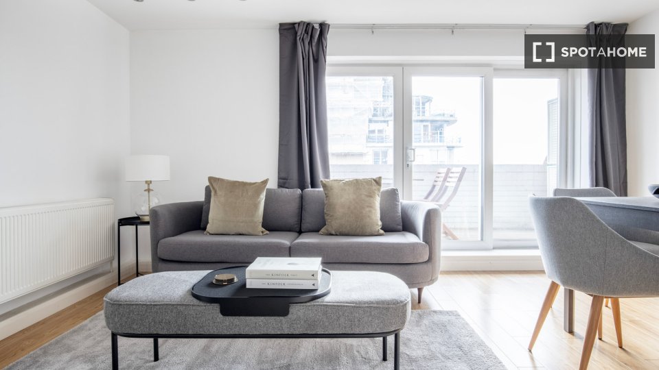 Apartment London, 2 beds — photo 11