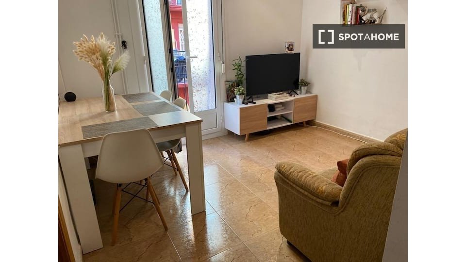 Apartment Barcelona, 2 beds, 50m² — photo 18