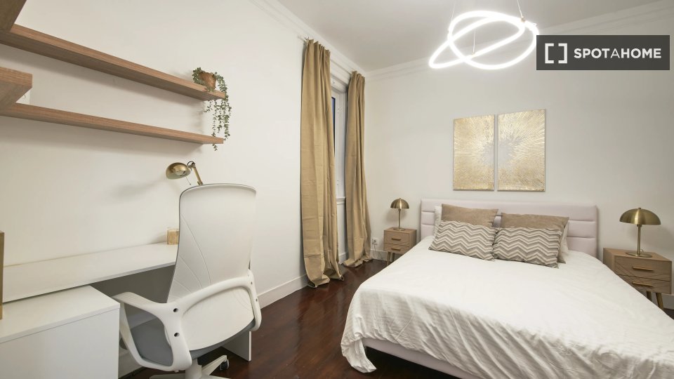 Double room Lisbon, 7 beds — photo 11