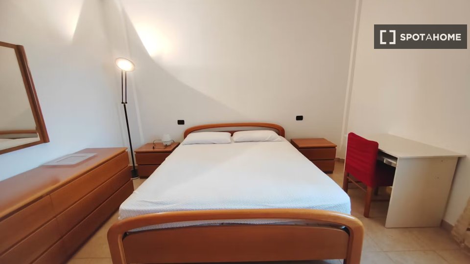 Double room Milan, 3 beds — photo 17