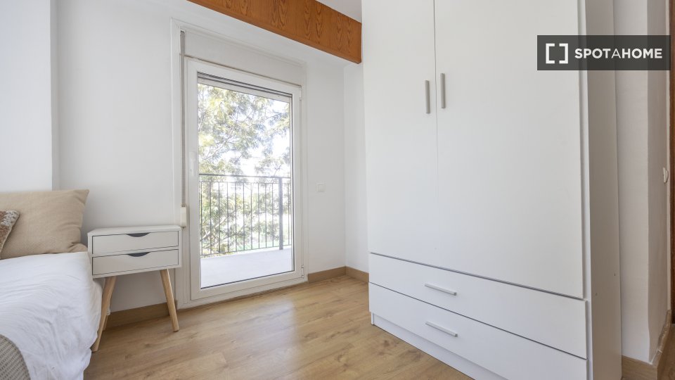 Chambre double Valence, 5 chambres, 130m² — photo 7