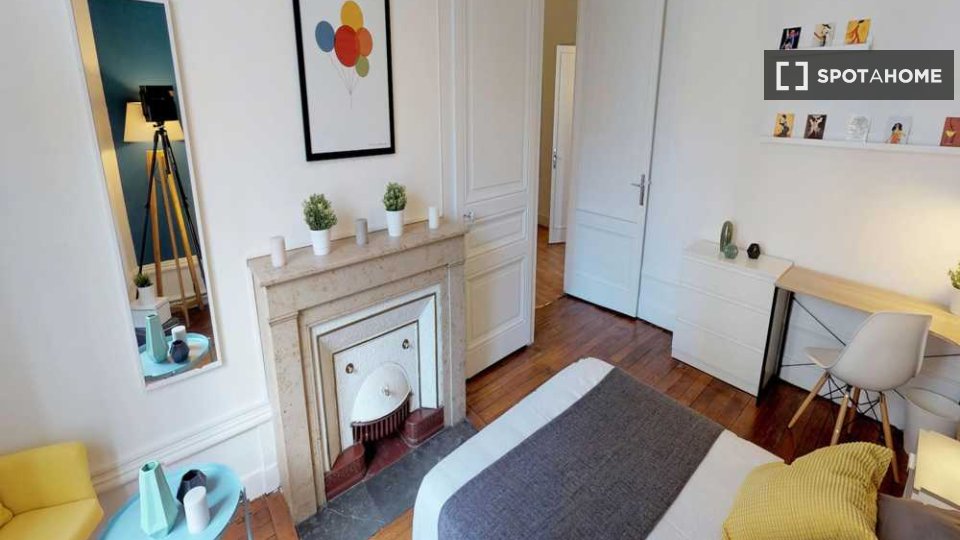 Double room Lyon, 4 beds, 80m² — photo 15