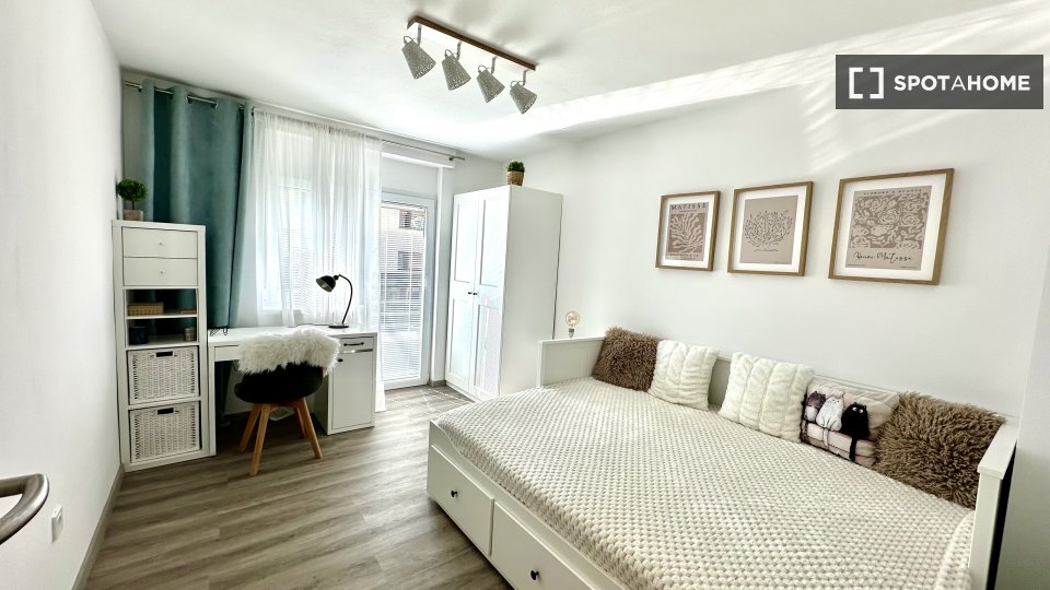 Double room Ljubljana, 3 beds, 90m² — photo 24