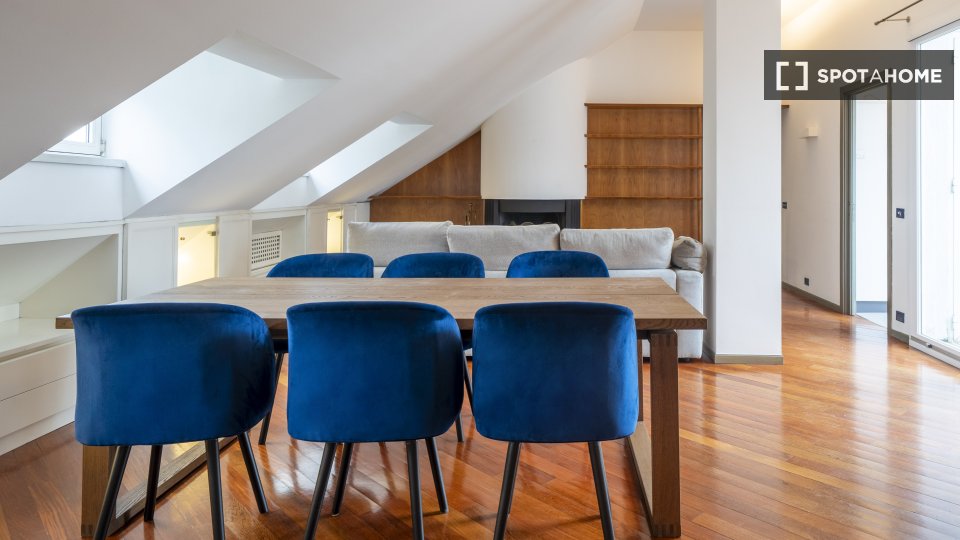 Apartment Milan, 2 beds, 120m² — photo 2