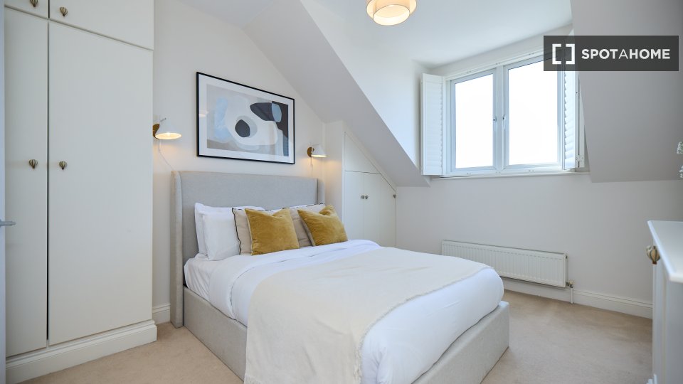 Apartment London, 2 beds — photo 11
