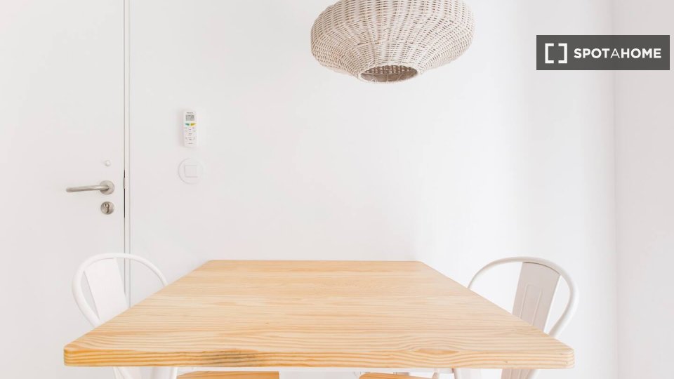 Apartment mono Lisbon, 30m² — photo 9