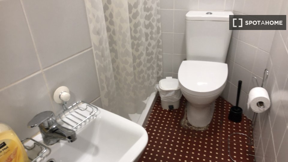 Apartment Coimbra, 4 beds, 129m² — photo 26