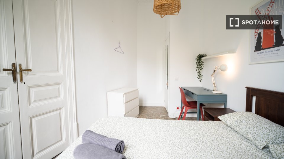 Habitación doble Barcelona, 7 habitaciones — foto 3