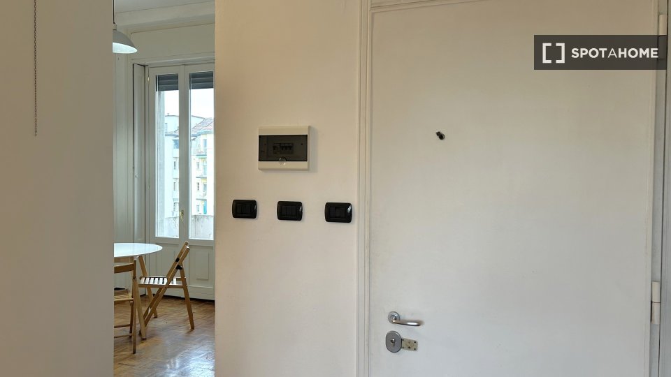 Apartment Milan, 1 bed, 78m² — photo 45