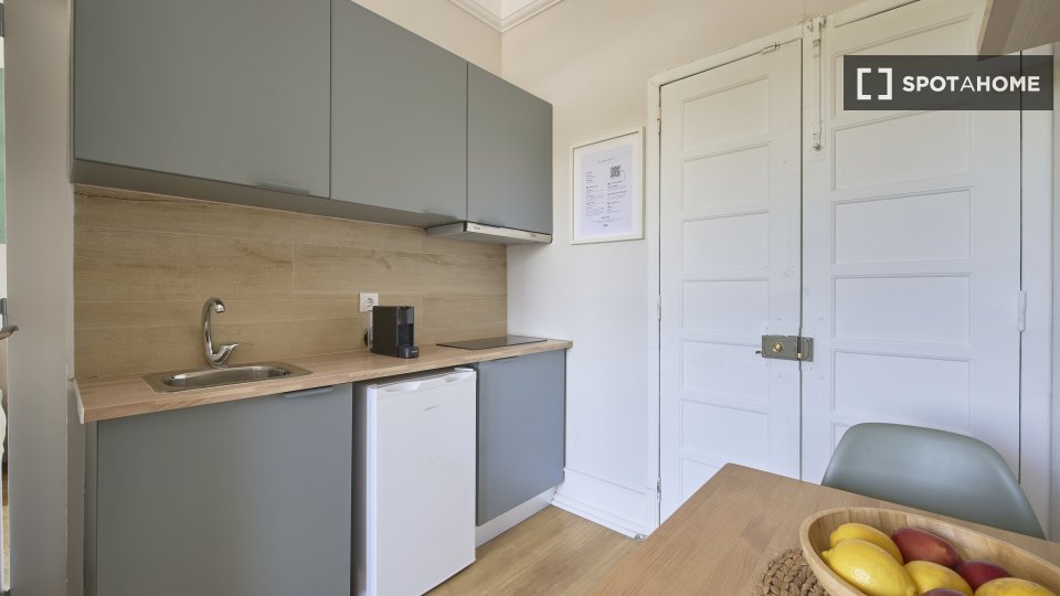 Apartment mono Lisbon — photo 11