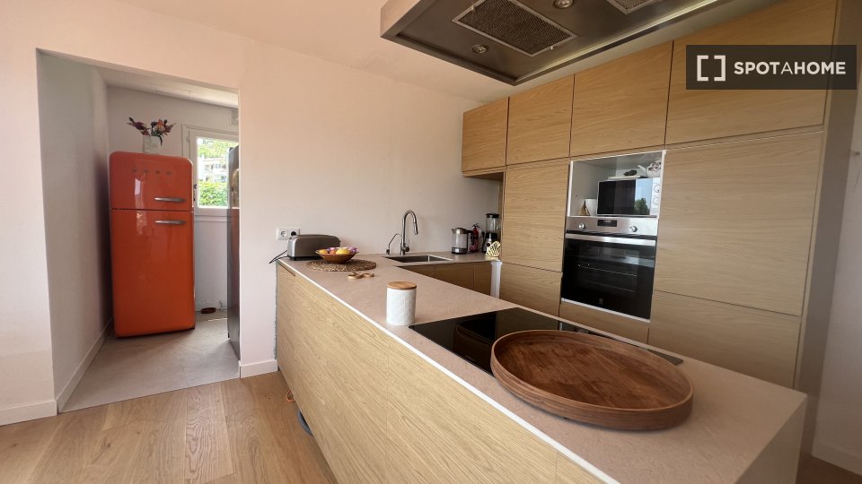Double room Barcelona, 4 beds, 185m² — photo 13