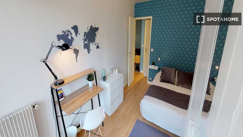 Double room Paris, 3 beds, 70m² — photo 16