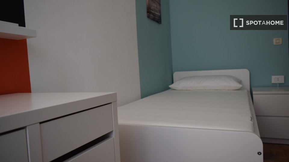 Double room Brescia, 6 beds — photo 13