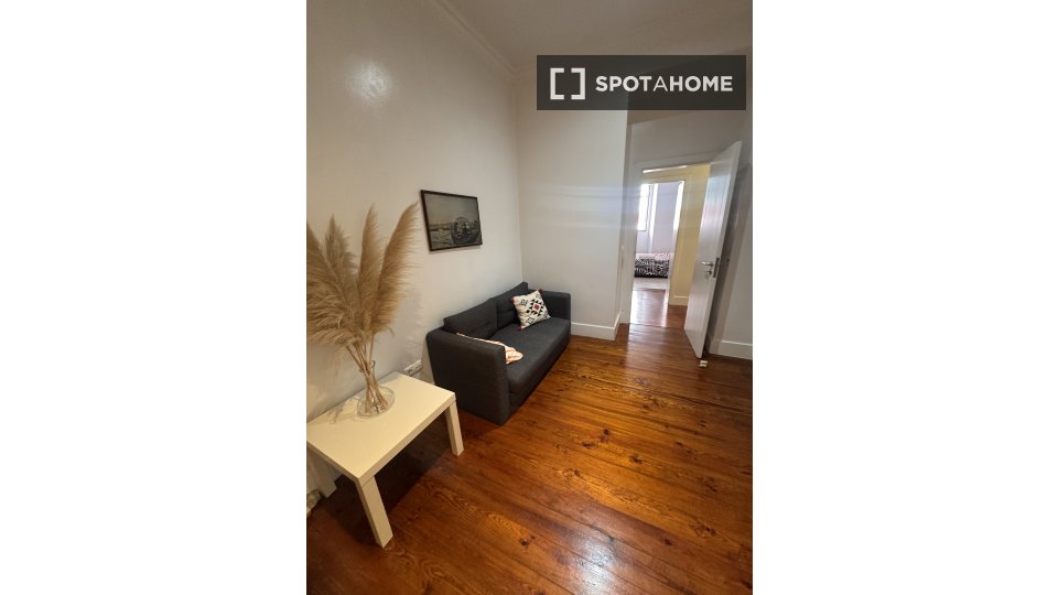 Apartment mono Lisbon, 60m² — photo 9