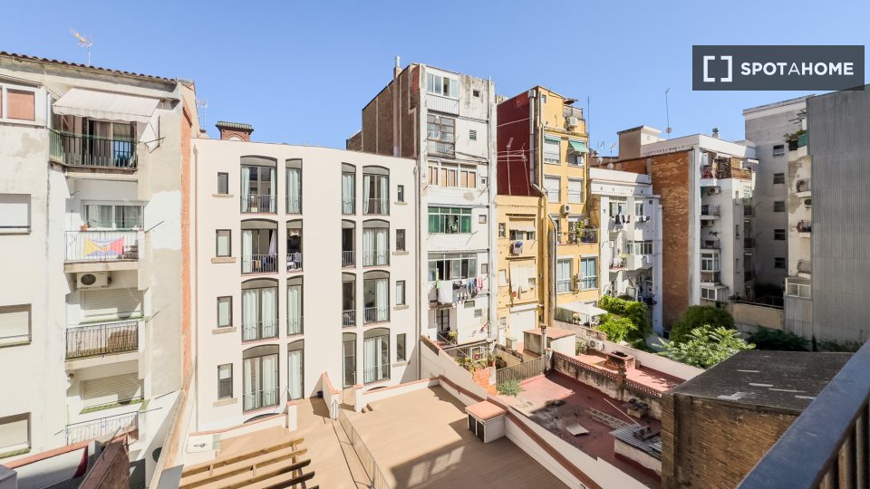 Apartment Barcelona, 2 beds, 73m² — photo 19