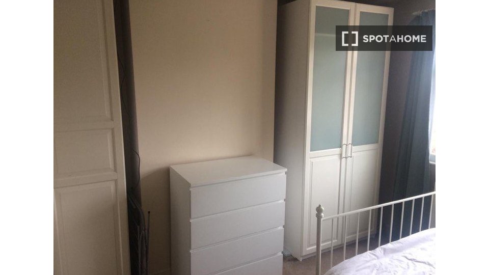 Double room London, 5 beds — photo 1