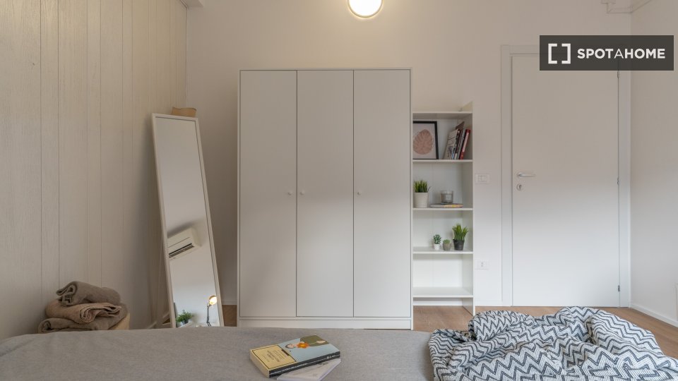 Double room Trento, 1 bed, 122m² — photo 2
