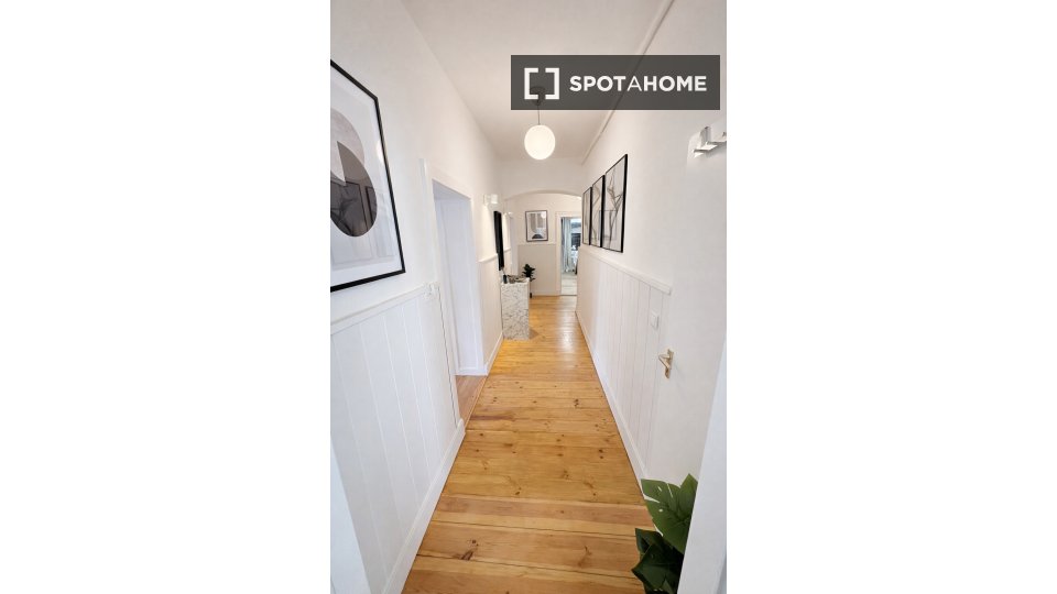 Double room Berlin, 3 beds, 20m² — photo 5