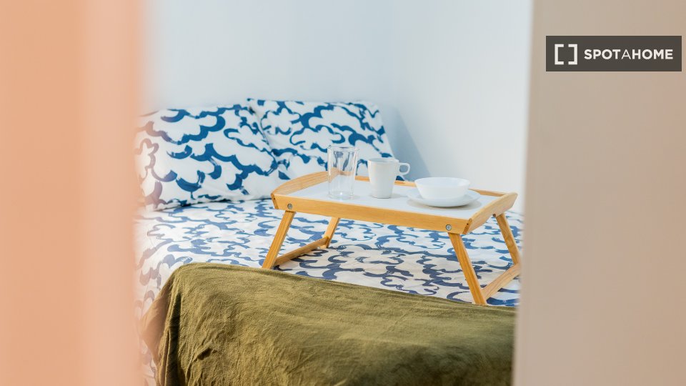 Habitación en piso compartido, Arrancapins, Valencia.