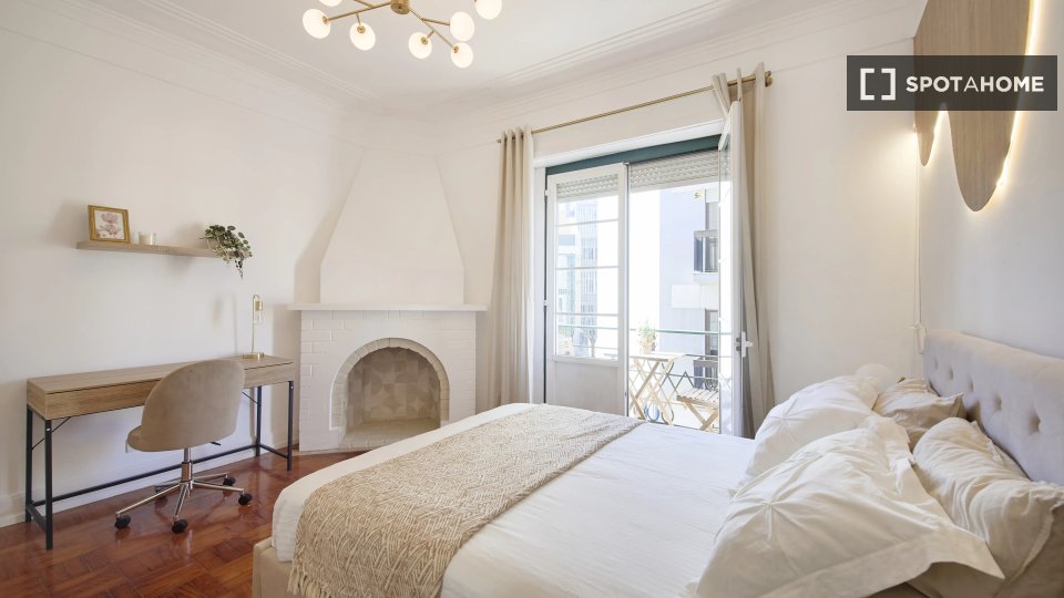 Double room Lisbon, 4 beds — photo 3