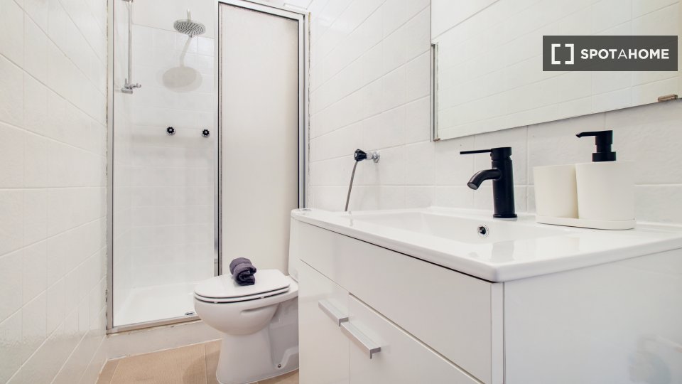 Double room Lisbon, 10 beds — photo 9