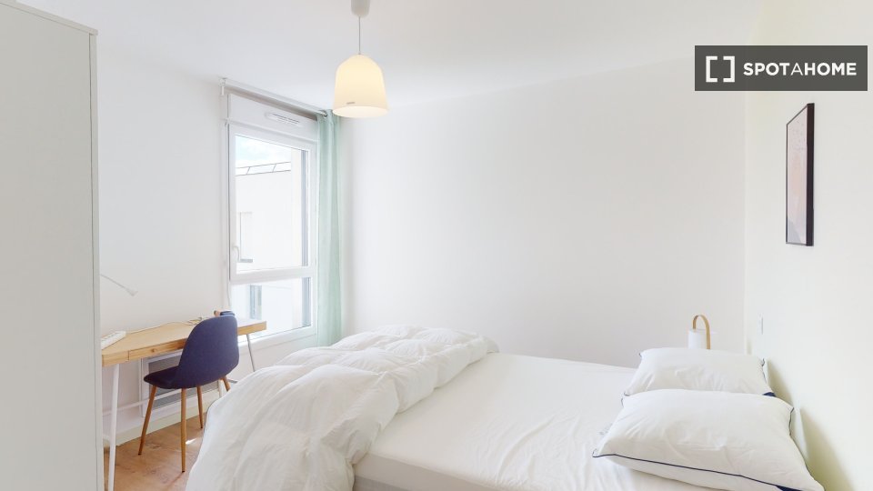 Double room Paris, 12 beds — photo 1