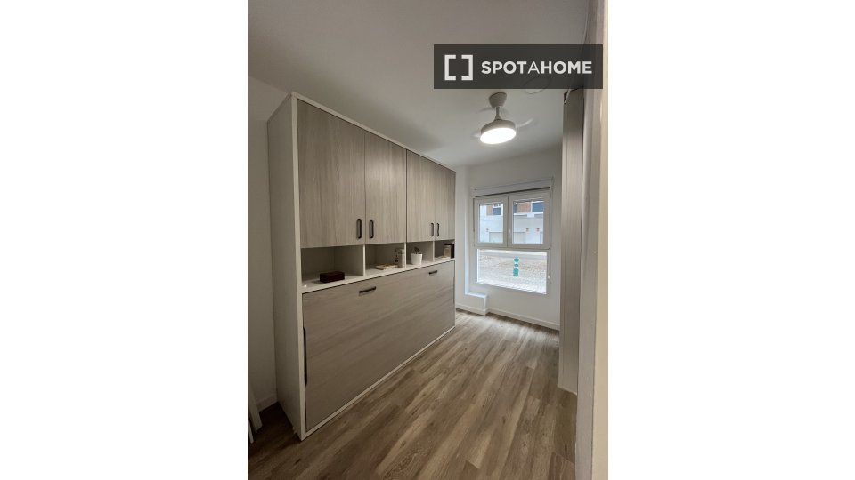 Apartment Valencia, 2 beds, 75m² — photo 2
