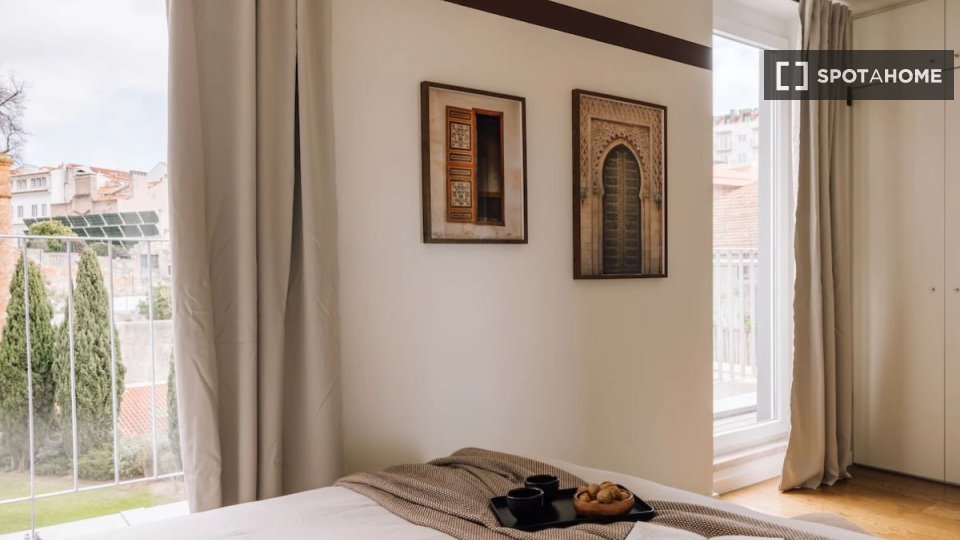 Apartment Lisbon, 2 beds — photo 12