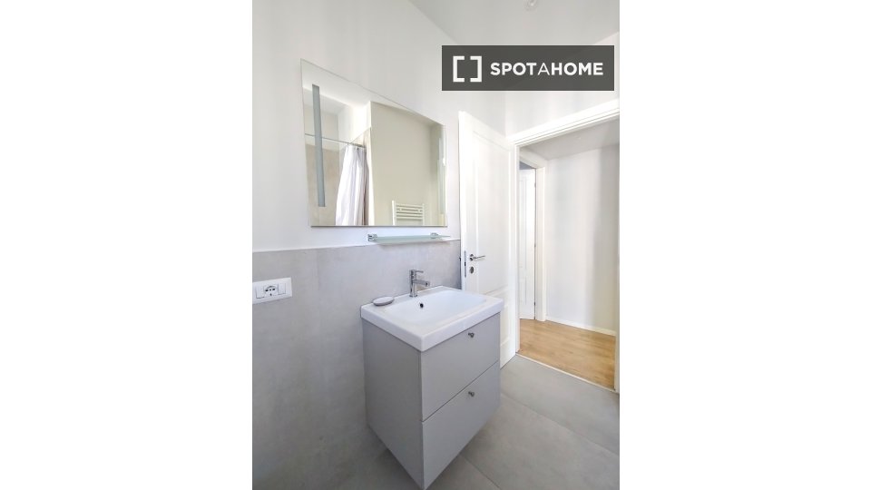 Apartment Milan, 2 beds, 100m² — photo 3