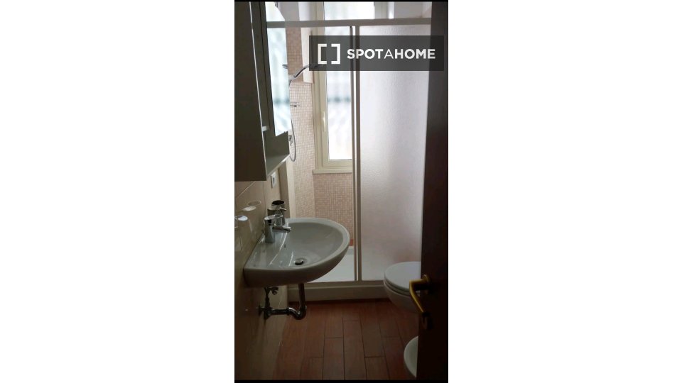Double room Rome, 2 beds — photo 6